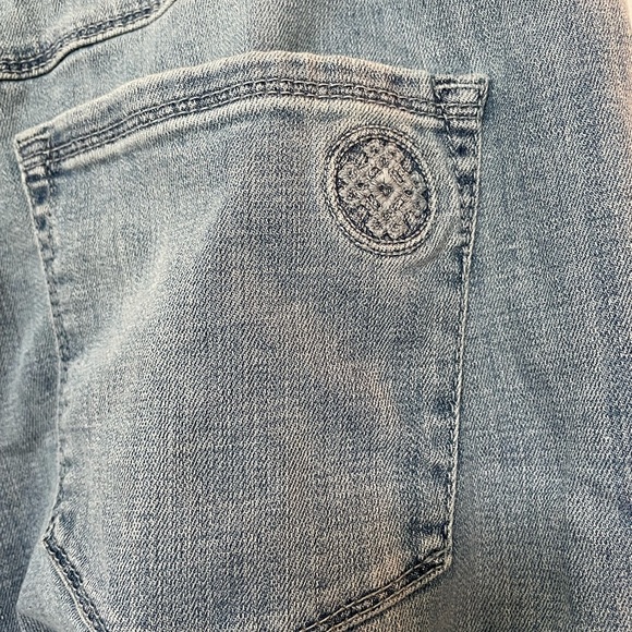 Laurie Felt Classic Slim Leg Distressed Jeans - Picture 7 of 10